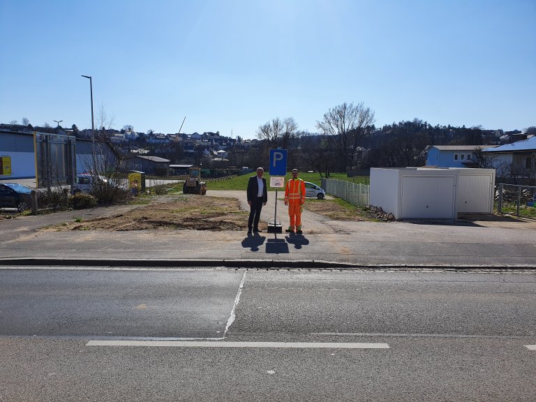öffentlicher Parkplatz Vilstalstraße
